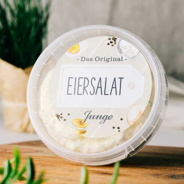 Eiersalat 150g ﻿Unser hauseigener Eiersalat verfeinert mit frischen Kräutern.